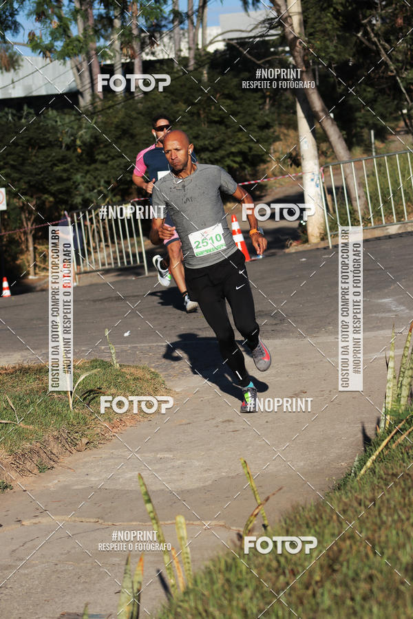 Buy your photos of the eventMeia Maratona de Divin�polis on Fotop
