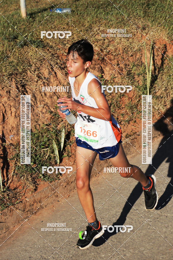 Buy your photos of the eventMeia Maratona de Divin�polis on Fotop