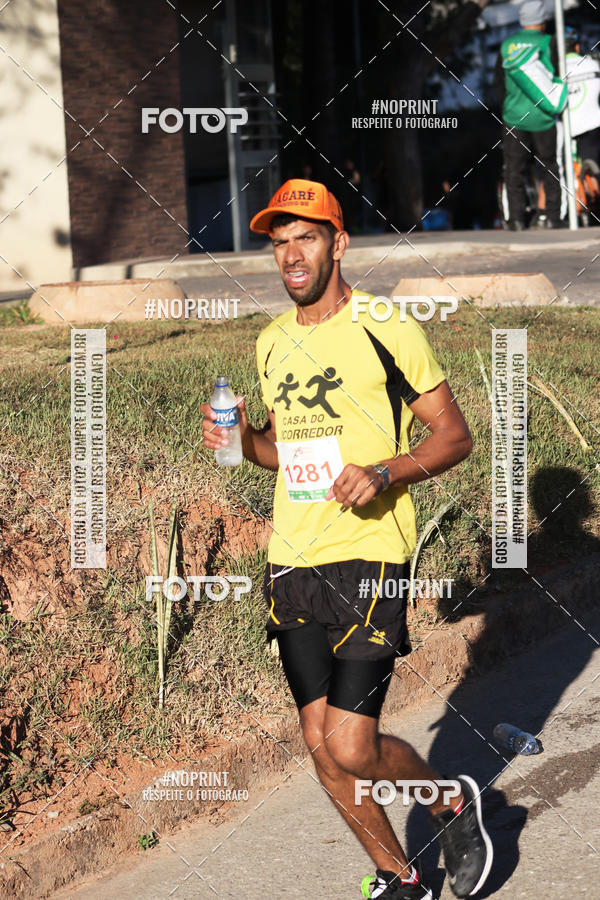 Buy your photos of the eventMeia Maratona de Divin�polis on Fotop