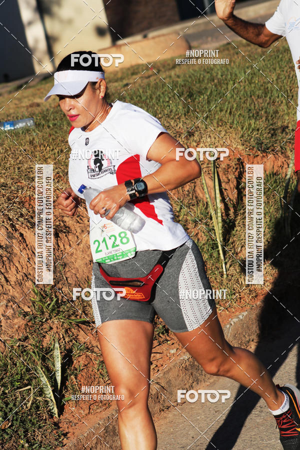 Buy your photos of the eventMeia Maratona de Divin�polis on Fotop