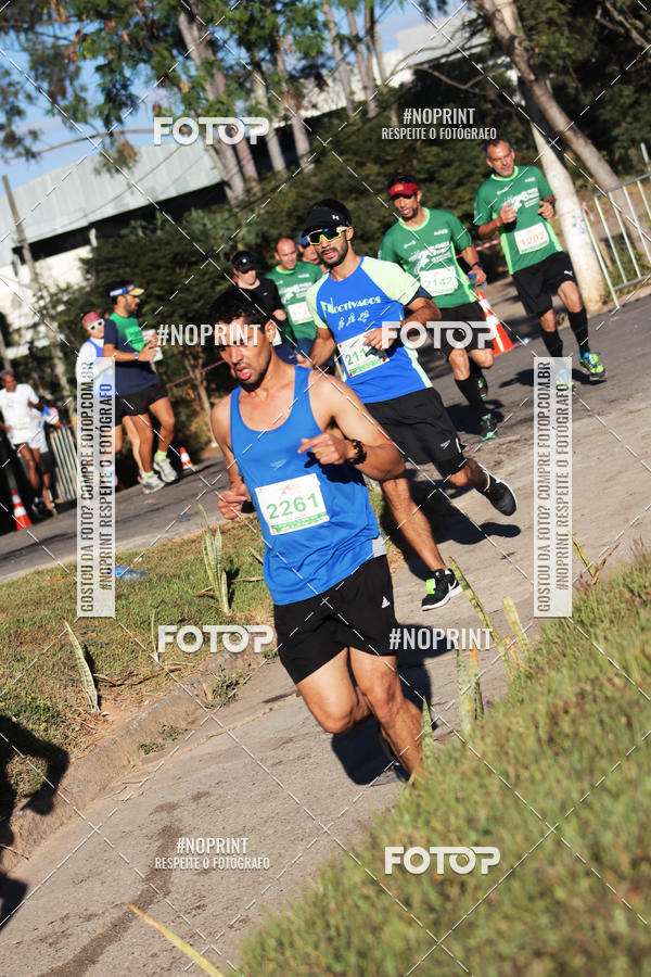 Buy your photos of the eventMeia Maratona de Divin�polis on Fotop