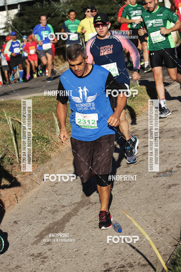 Buy your photos of the eventMeia Maratona de Divin�polis on Fotop