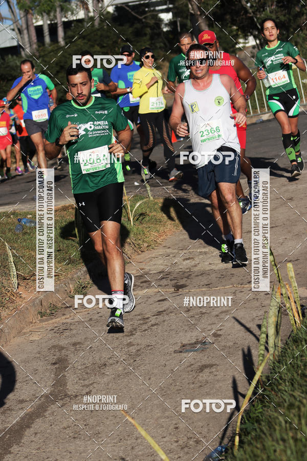 Buy your photos of the eventMeia Maratona de Divin�polis on Fotop