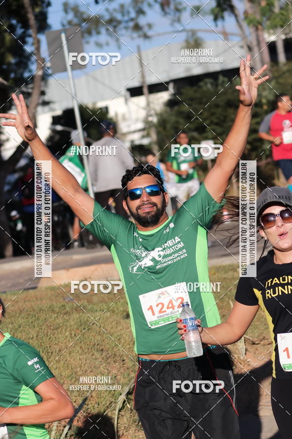 Buy your photos of the eventMeia Maratona de Divinpolis on Fotop