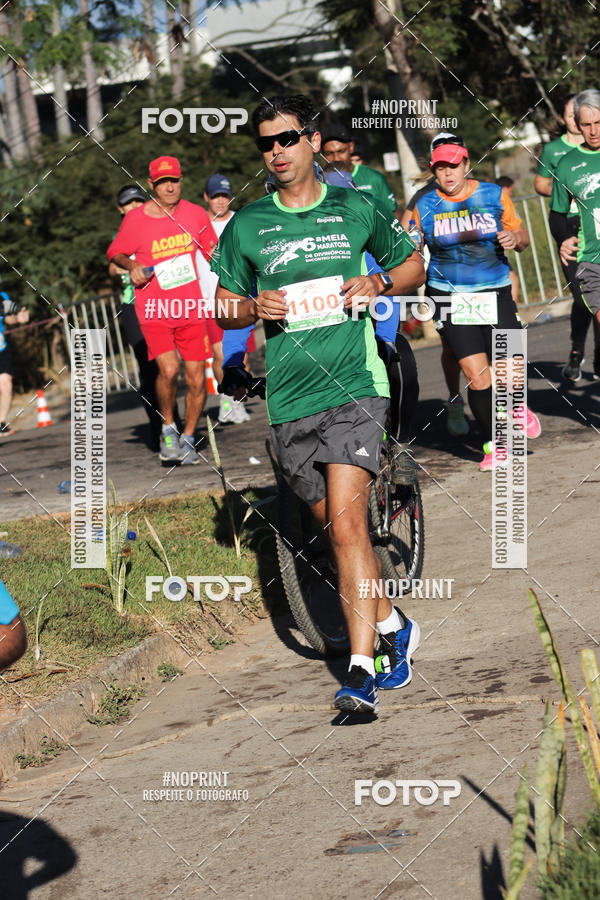 Buy your photos of the eventMeia Maratona de Divin�polis on Fotop