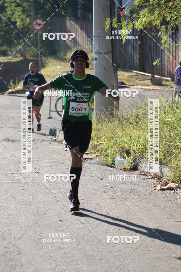 Buy your photos of the eventMeia Maratona de Divin�polis on Fotop