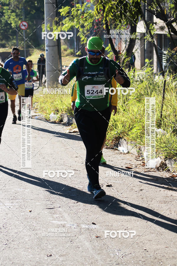 Buy your photos of the eventMeia Maratona de Divin�polis on Fotop
