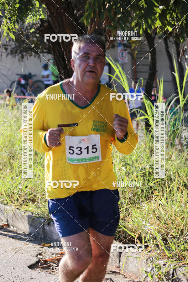 Buy your photos of the eventMeia Maratona de Divin�polis on Fotop