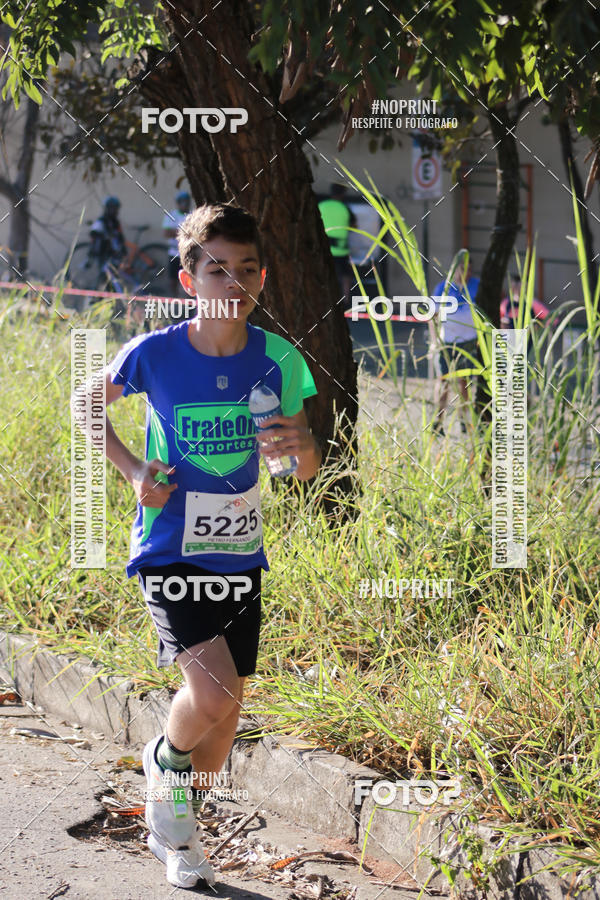 Buy your photos of the eventMeia Maratona de Divin�polis on Fotop