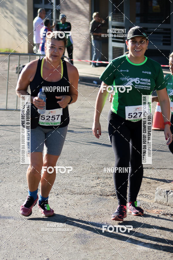 Buy your photos of the eventMeia Maratona de Divin�polis on Fotop