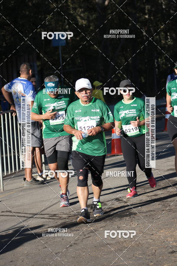 Buy your photos of the eventMeia Maratona de Divin�polis on Fotop