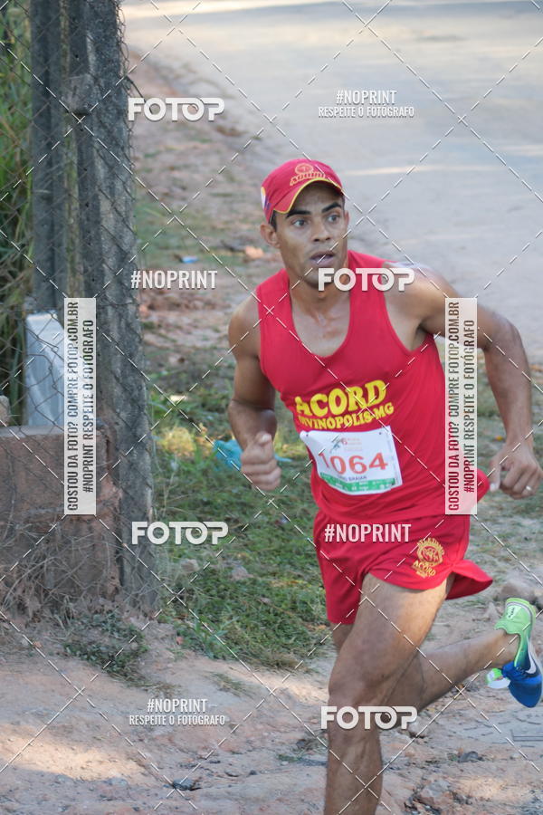 Buy your photos of the eventMeia Maratona de Divin�polis on Fotop