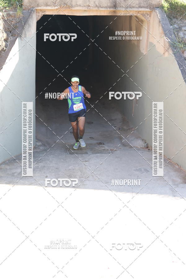 Buy your photos of the eventMeia Maratona de Divin�polis on Fotop