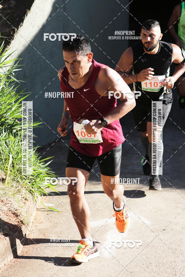 Buy your photos of the eventMeia Maratona de Divin�polis on Fotop