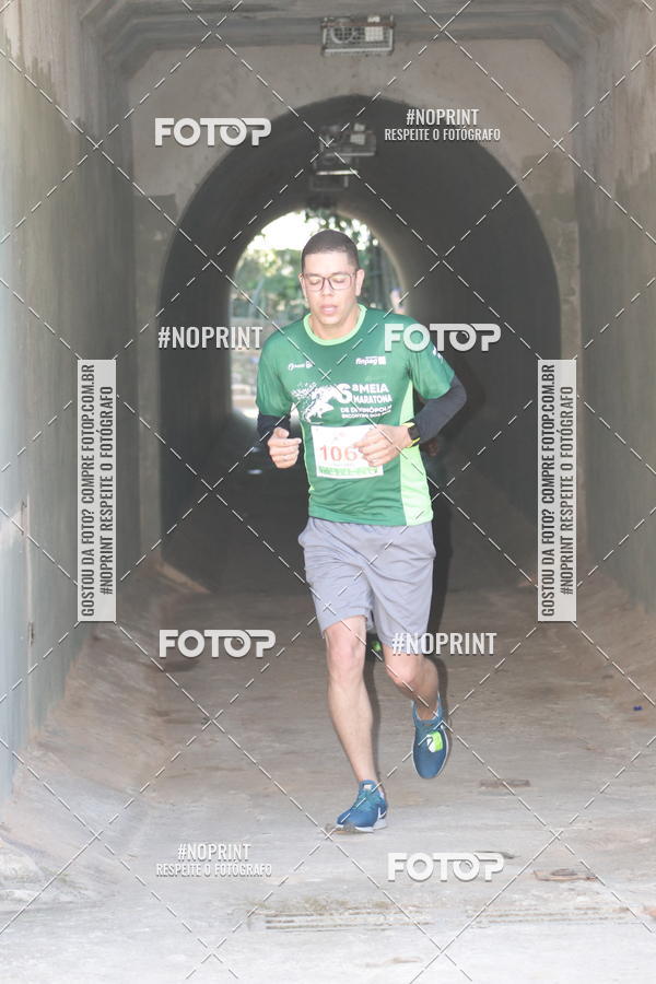 Buy your photos of the eventMeia Maratona de Divin�polis on Fotop