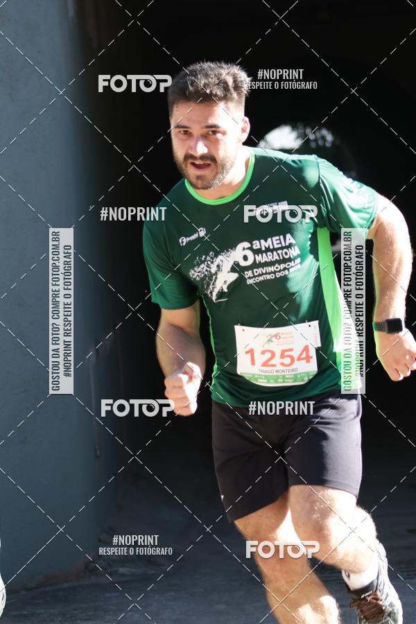 Buy your photos of the eventMeia Maratona de Divin�polis on Fotop