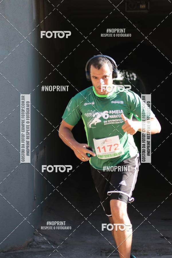 Buy your photos of the eventMeia Maratona de Divin�polis on Fotop