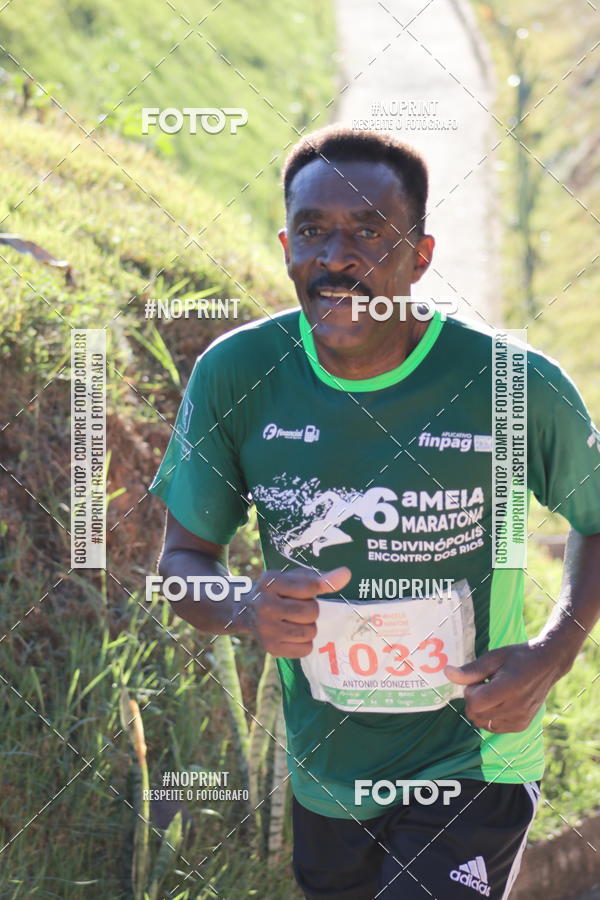 Buy your photos of the eventMeia Maratona de Divin�polis on Fotop