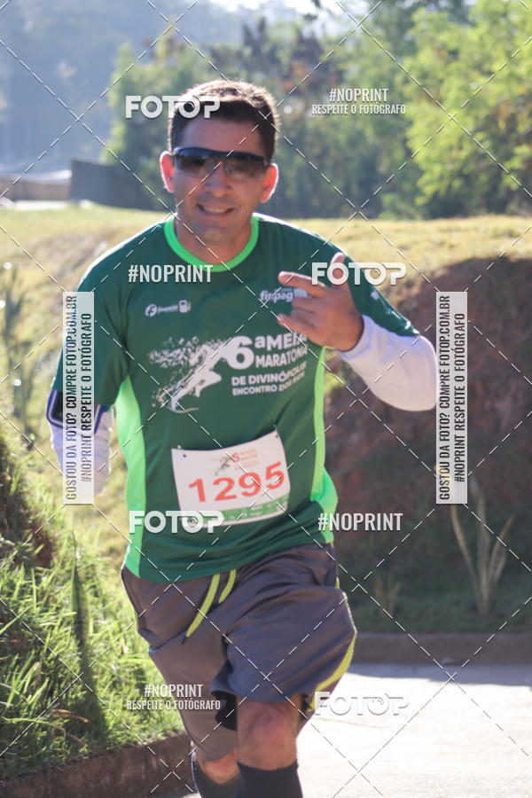 Buy your photos of the eventMeia Maratona de Divin�polis on Fotop