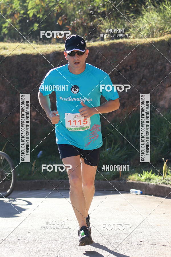 Buy your photos of the eventMeia Maratona de Divin�polis on Fotop