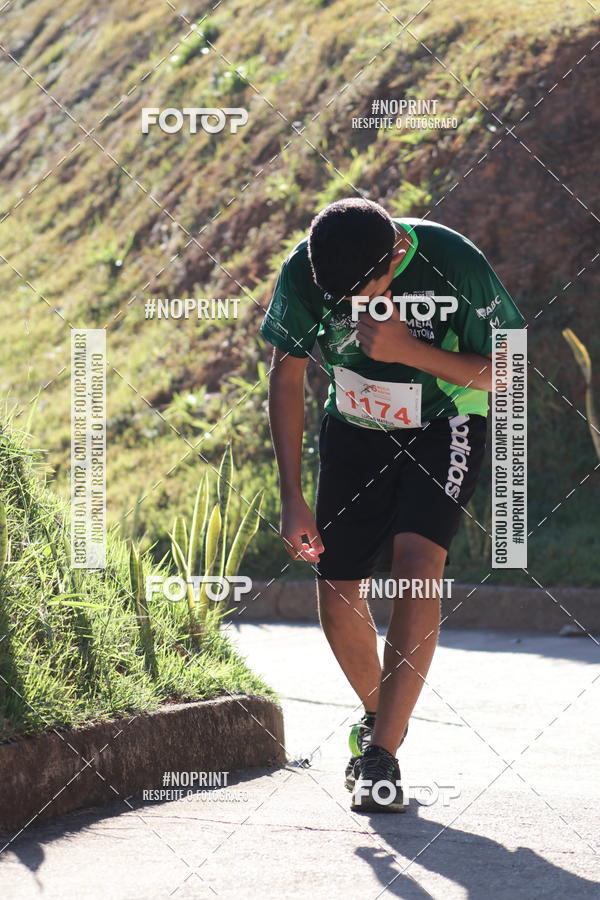 Buy your photos of the eventMeia Maratona de Divin�polis on Fotop