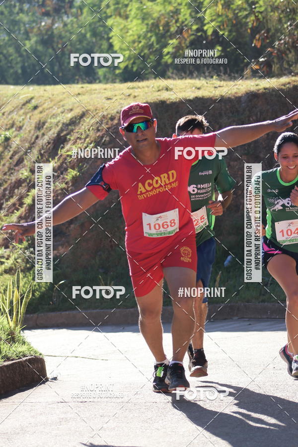 Buy your photos of the eventMeia Maratona de Divin�polis on Fotop