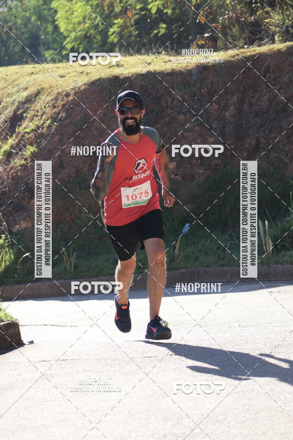 Buy your photos of the eventMeia Maratona de Divin�polis on Fotop