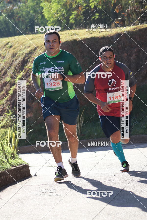 Buy your photos of the eventMeia Maratona de Divin�polis on Fotop
