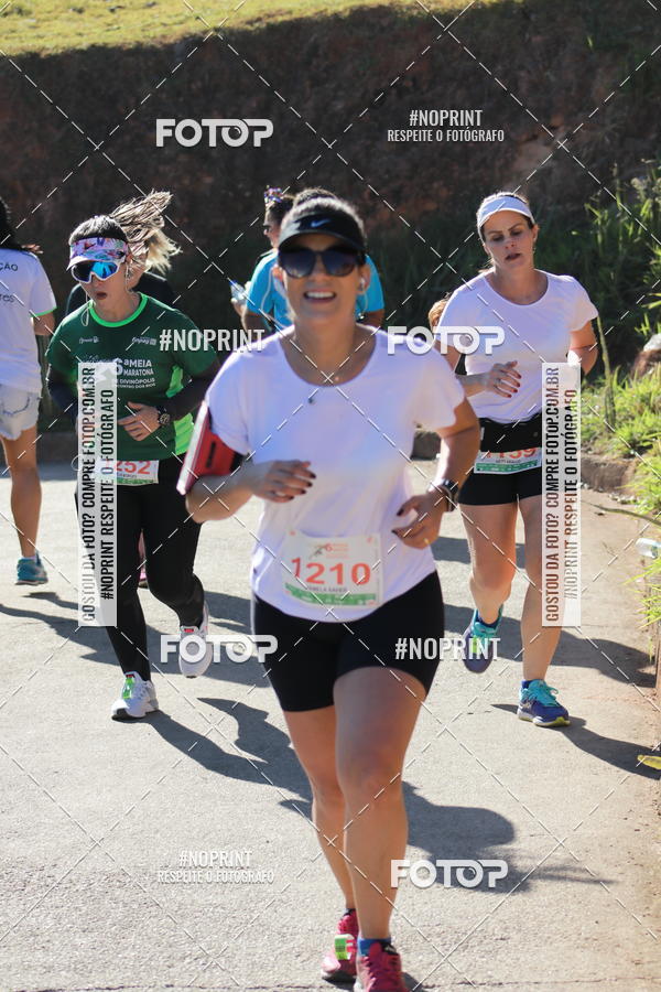 Buy your photos of the eventMeia Maratona de Divin�polis on Fotop