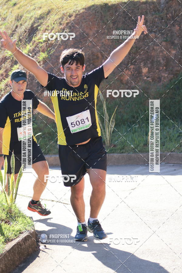 Buy your photos of the eventMeia Maratona de Divin�polis on Fotop