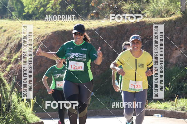 Buy your photos of the eventMeia Maratona de Divin�polis on Fotop