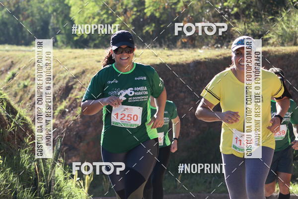 Buy your photos of the eventMeia Maratona de Divin�polis on Fotop