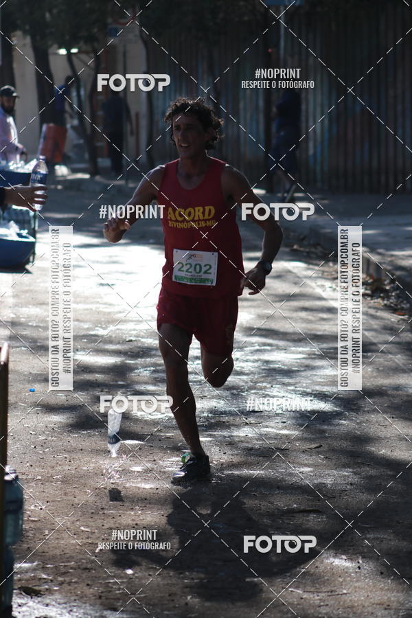 Buy your photos of the eventMeia Maratona de Divin�polis on Fotop