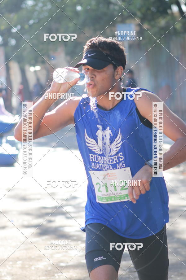 Buy your photos of the eventMeia Maratona de Divin�polis on Fotop