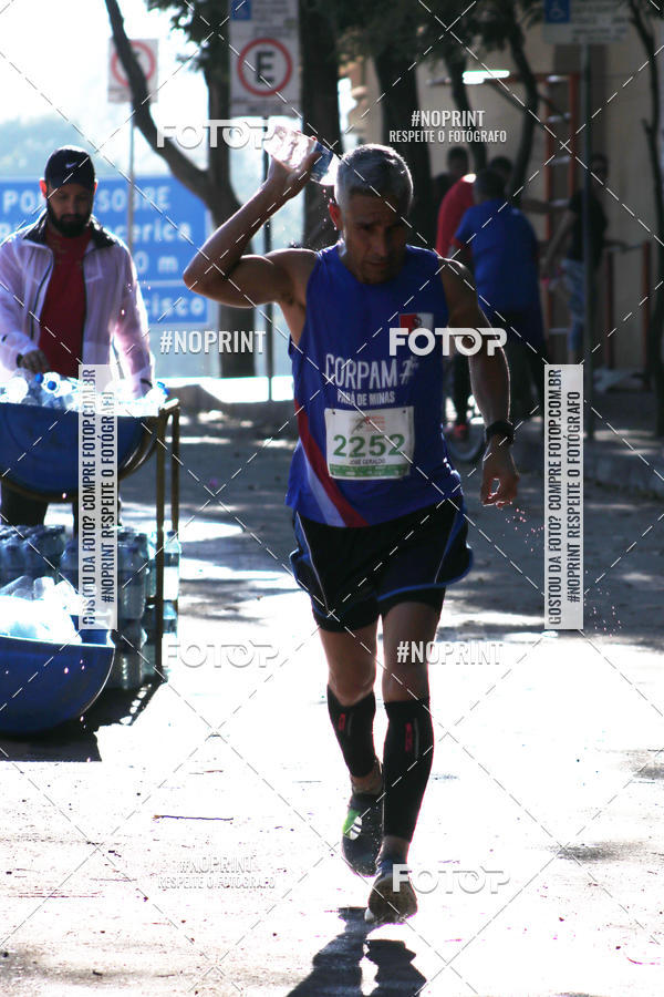 Buy your photos of the eventMeia Maratona de Divin�polis on Fotop