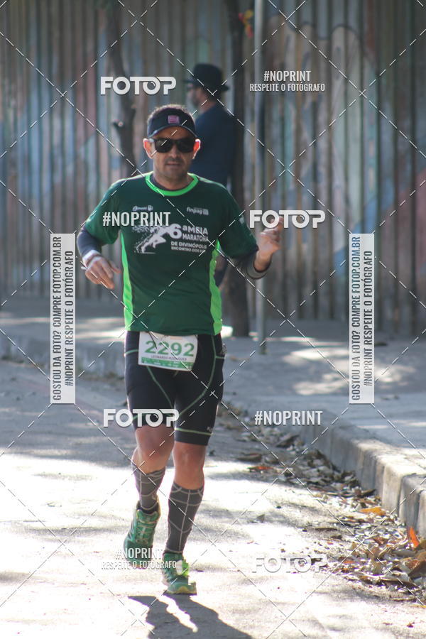 Buy your photos of the eventMeia Maratona de Divin�polis on Fotop