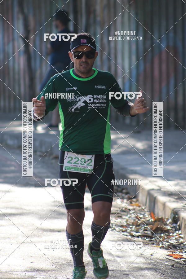 Buy your photos of the eventMeia Maratona de Divin�polis on Fotop