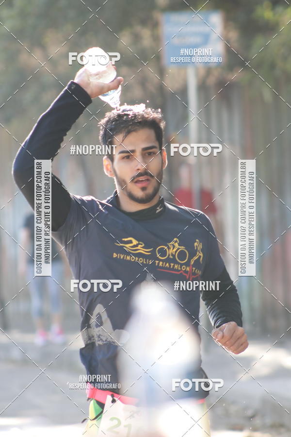 Buy your photos of the eventMeia Maratona de Divin�polis on Fotop