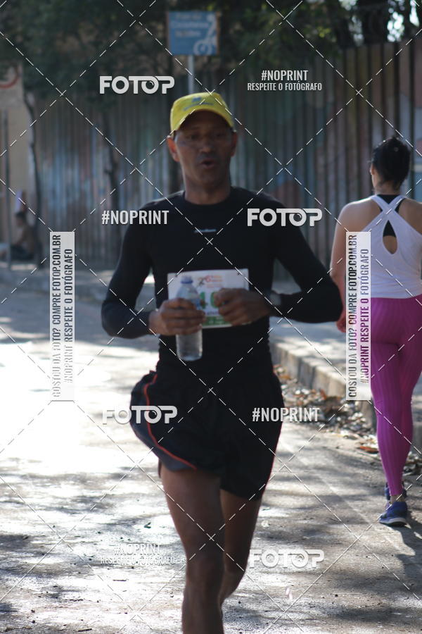 Buy your photos of the eventMeia Maratona de Divin�polis on Fotop