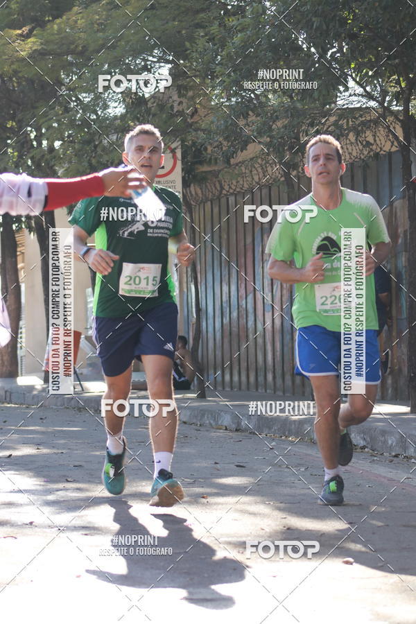 Buy your photos of the eventMeia Maratona de Divin�polis on Fotop