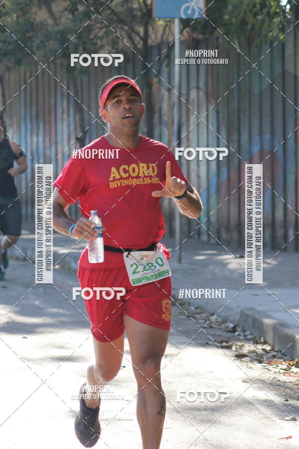 Buy your photos of the eventMeia Maratona de Divin�polis on Fotop