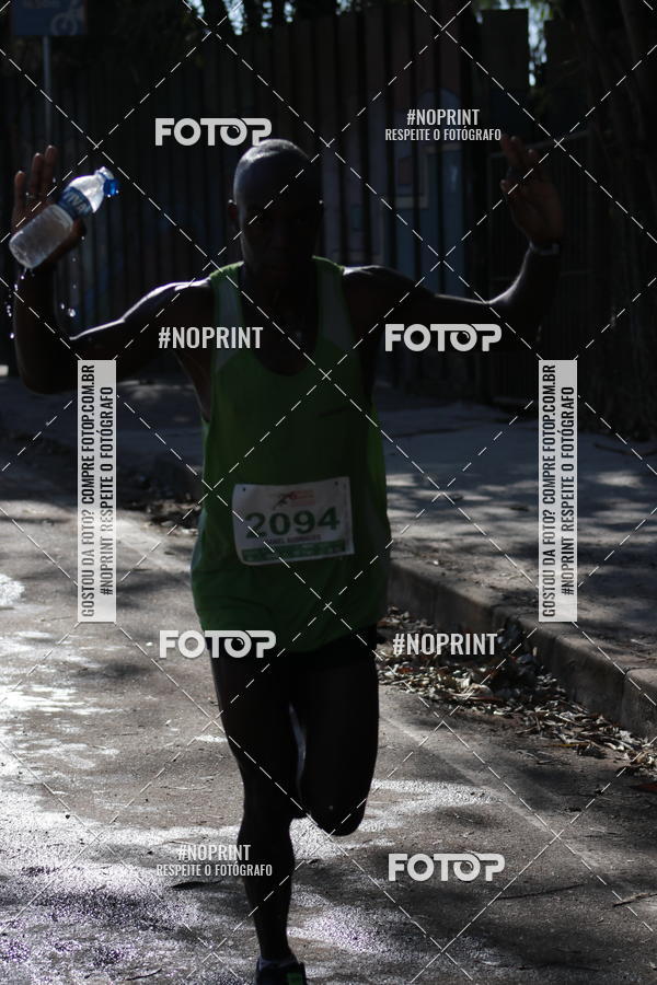 Buy your photos of the eventMeia Maratona de Divin�polis on Fotop