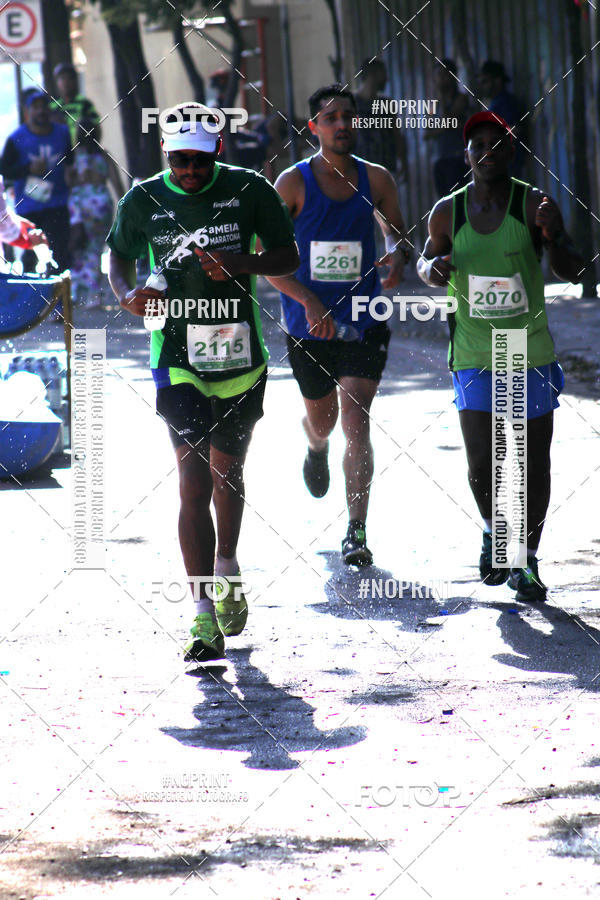 Buy your photos of the eventMeia Maratona de Divin�polis on Fotop