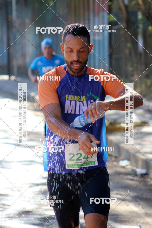 Buy your photos of the eventMeia Maratona de Divin�polis on Fotop