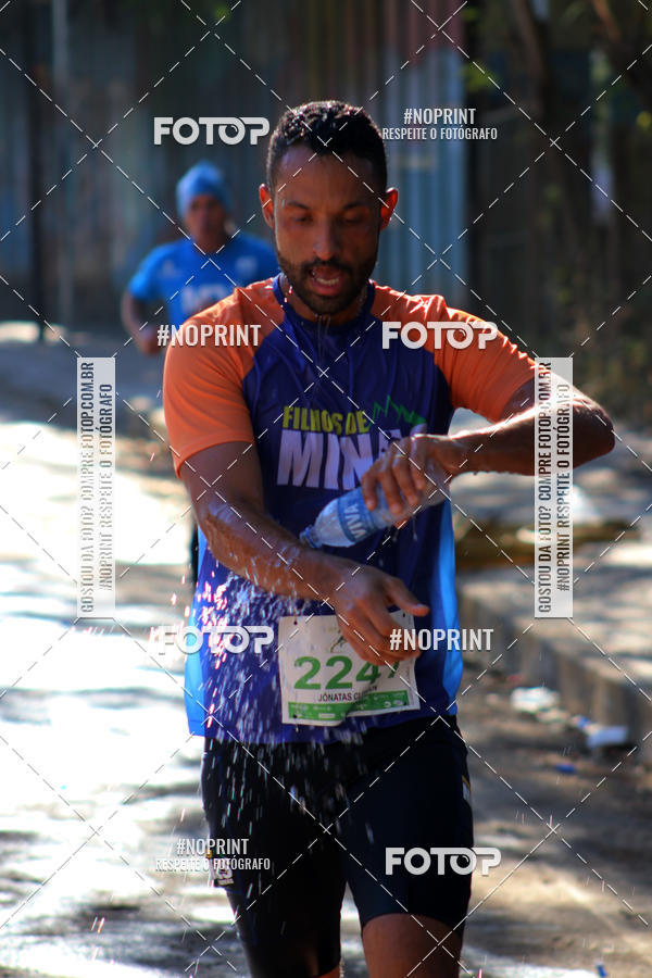 Buy your photos of the eventMeia Maratona de Divin�polis on Fotop