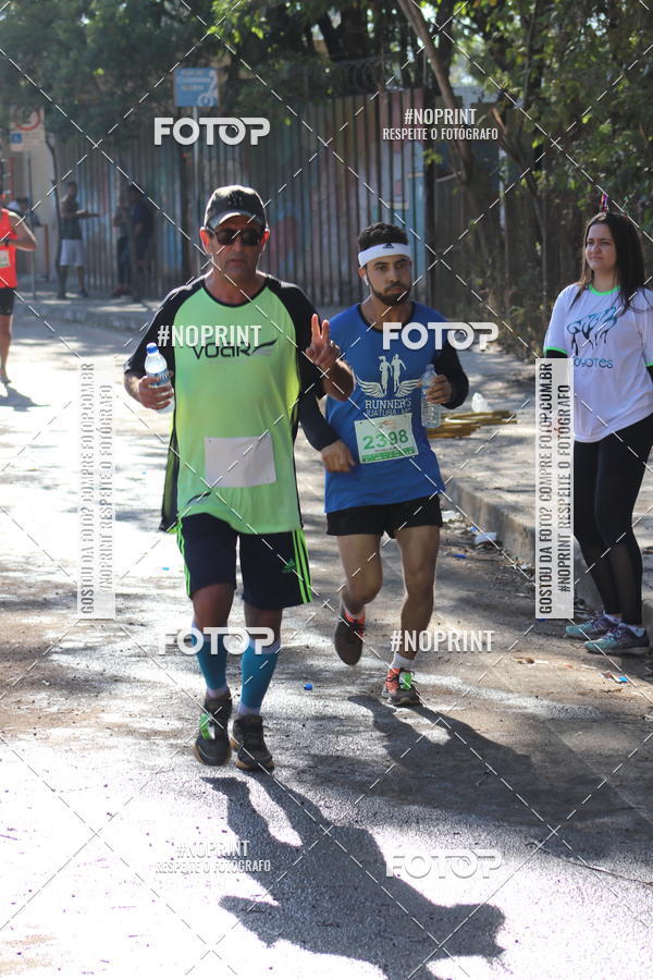 Buy your photos of the eventMeia Maratona de Divin�polis on Fotop