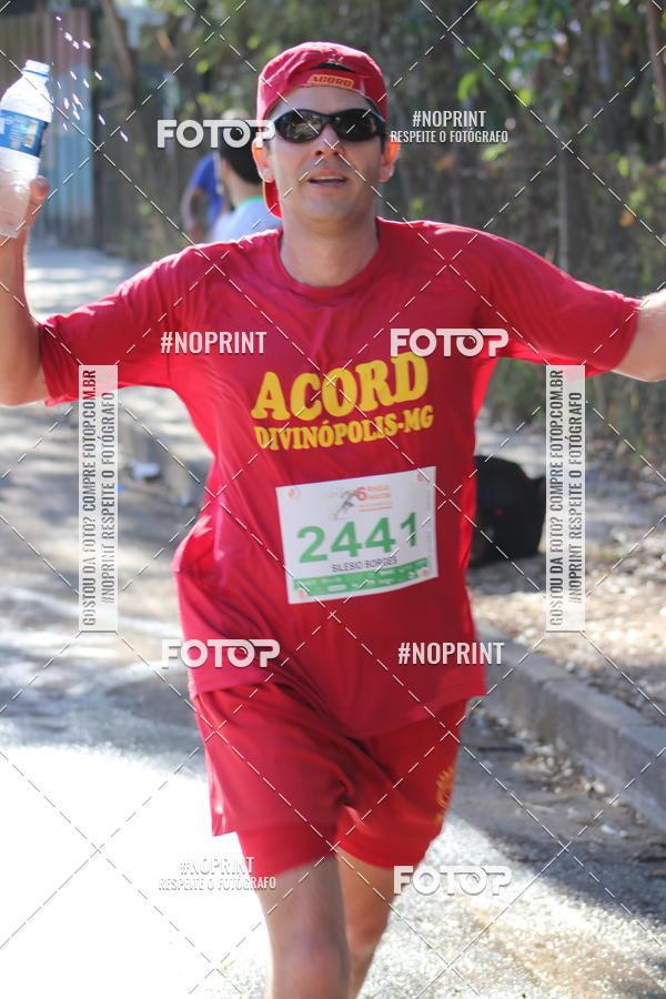 Buy your photos of the eventMeia Maratona de Divin�polis on Fotop