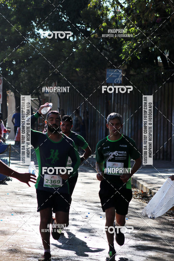 Buy your photos of the eventMeia Maratona de Divin�polis on Fotop