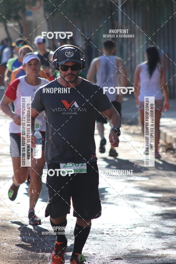 Buy your photos of the eventMeia Maratona de Divin�polis on Fotop