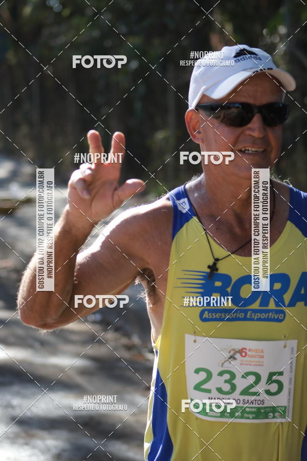 Buy your photos of the eventMeia Maratona de Divin�polis on Fotop